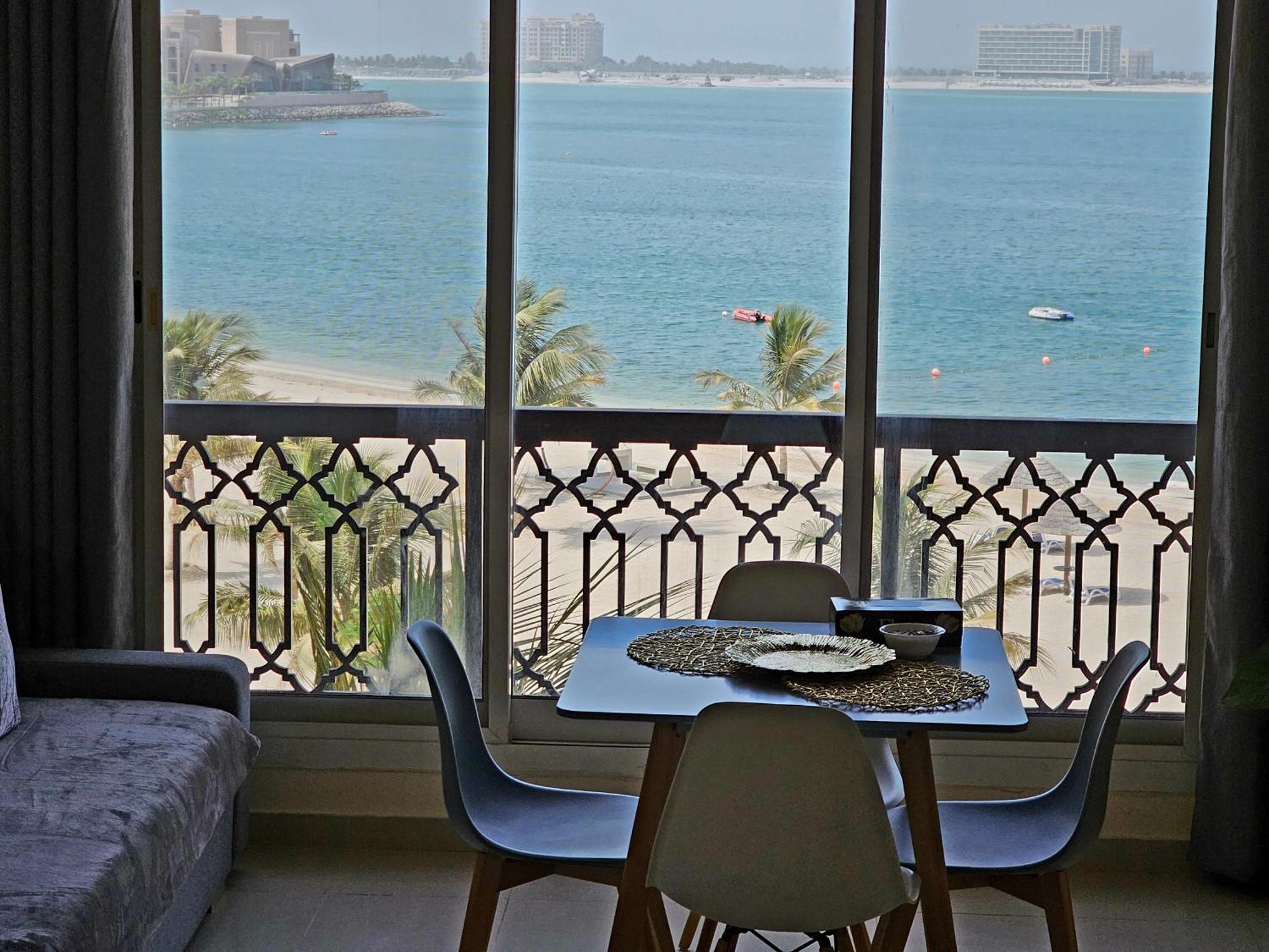 Dream Studio Panoramic Beach And Sea View Рас-ель-Хайма Екстер'єр фото